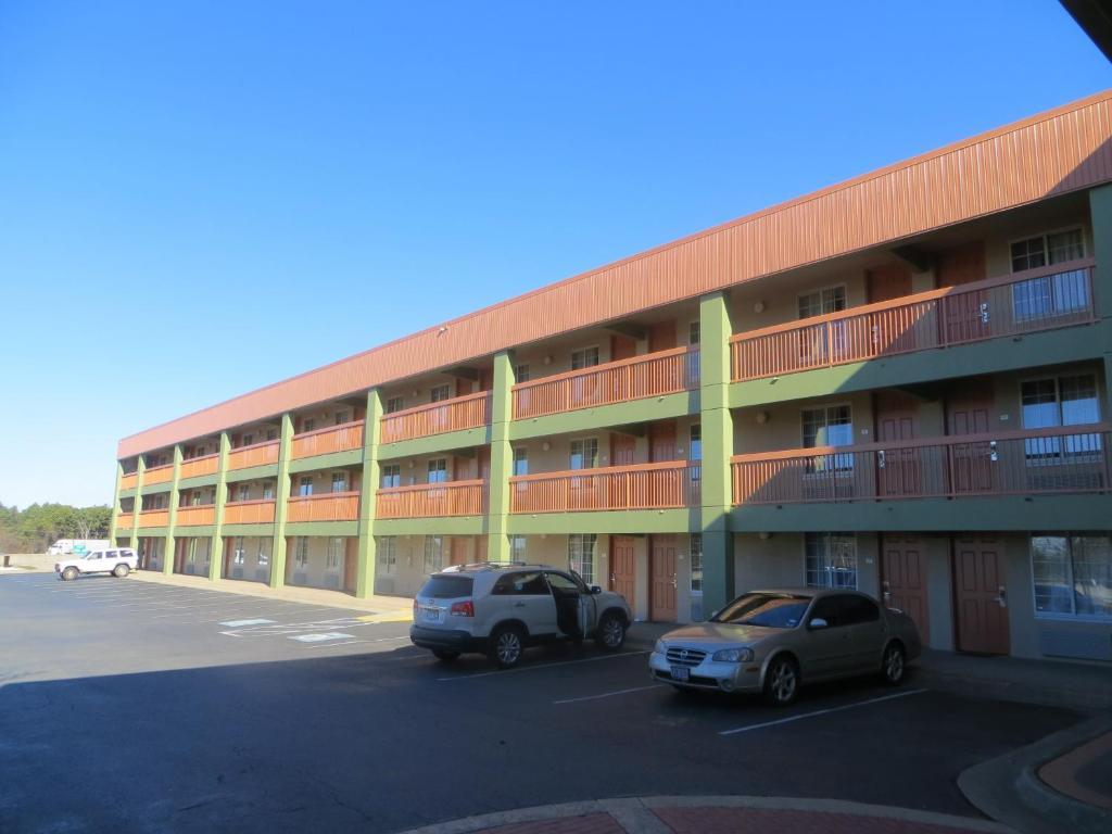 Super 8 By Wyndham Little Rock/Otter Creek Motel Екстериор снимка