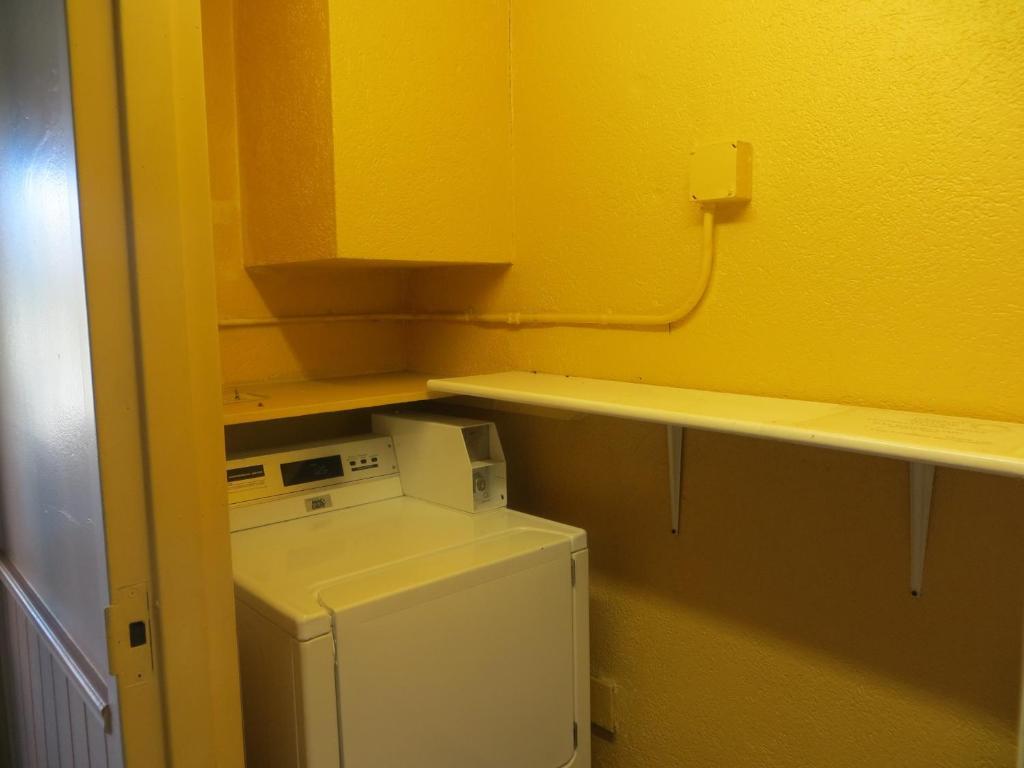 Super 8 By Wyndham Little Rock/Otter Creek Motel Екстериор снимка