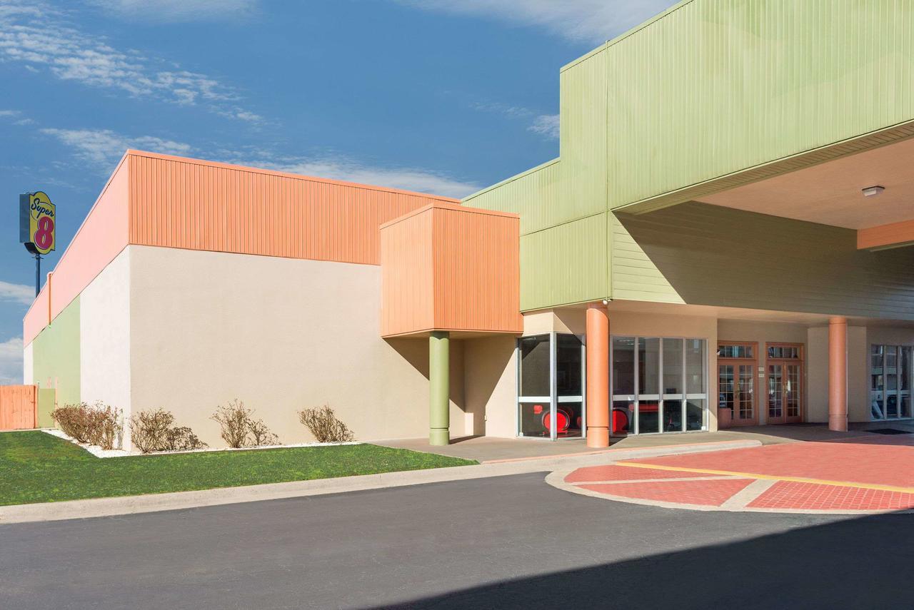 Super 8 By Wyndham Little Rock/Otter Creek Motel Екстериор снимка